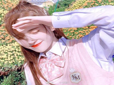如果一個(gè)女生很信任你,女生信任背后：揭秘深情與意義-1